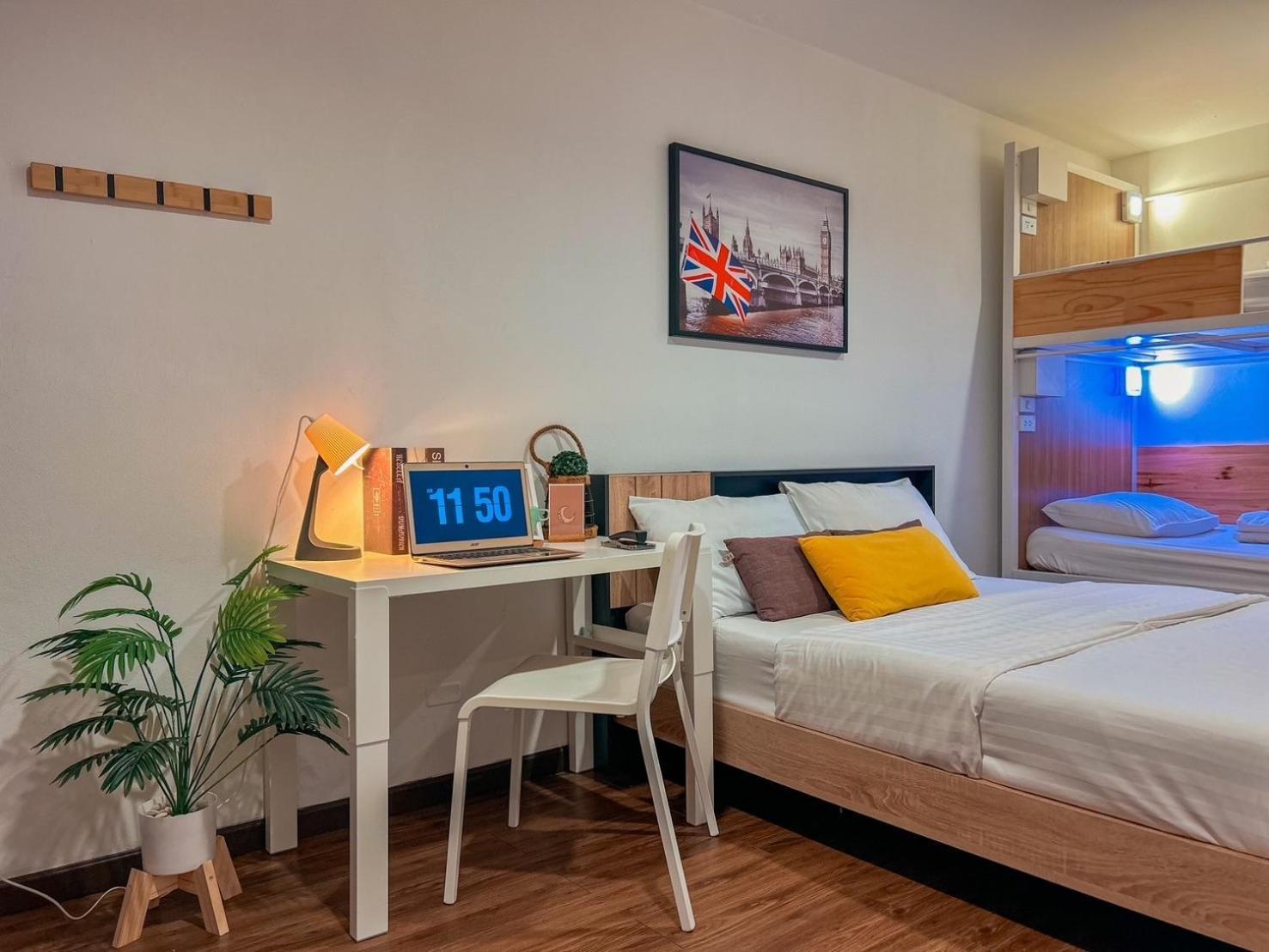 Click Hostel Bangkok Luaran gambar