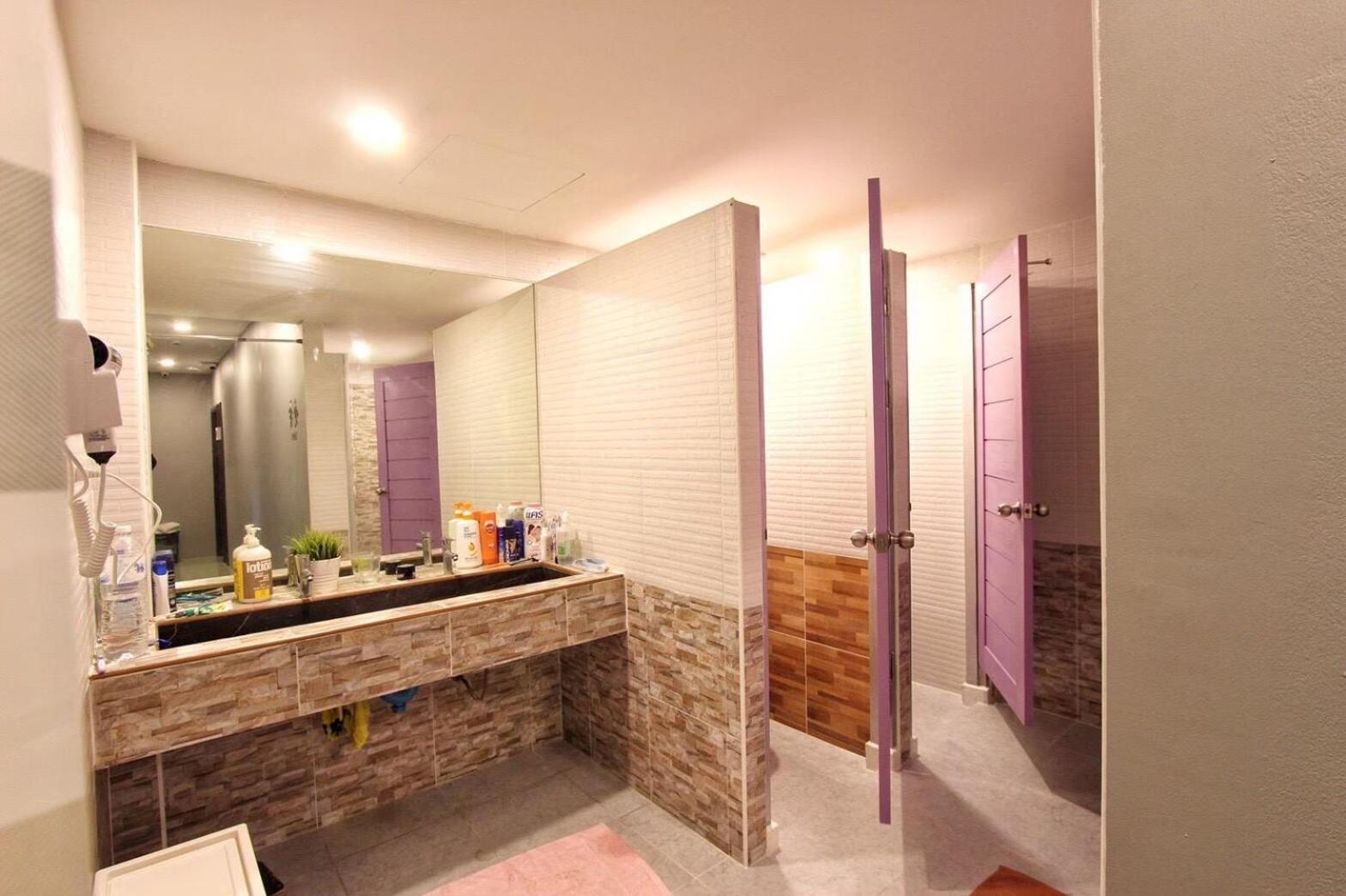 Click Hostel Bangkok Luaran gambar